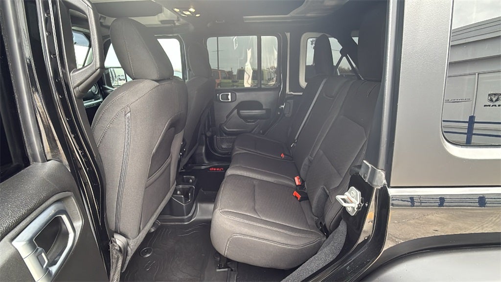 2023 Jeep Wrangler 4-Door Sport Altitude 4x4