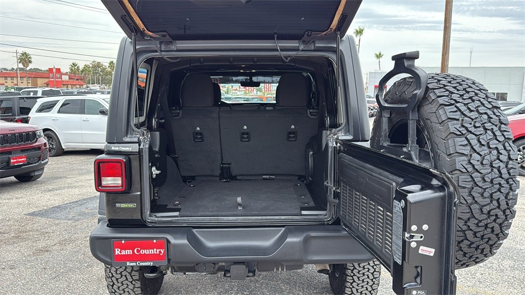 2023 Jeep Wrangler 4-Door Sport Altitude 4x4