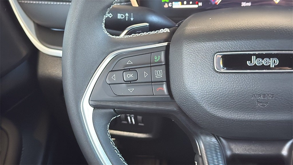 2025 Jeep Grand Cherokee GRAND CHEROKEE LAREDO X 4X2