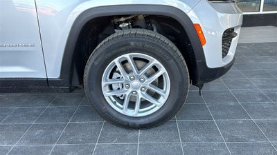 2025 Jeep Grand Cherokee GRAND CHEROKEE LAREDO X 4X2