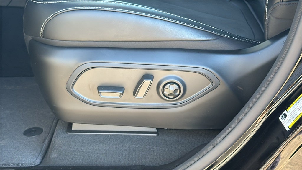 2025 Jeep Grand Cherokee GRAND CHEROKEE ALTITUDE 4X2