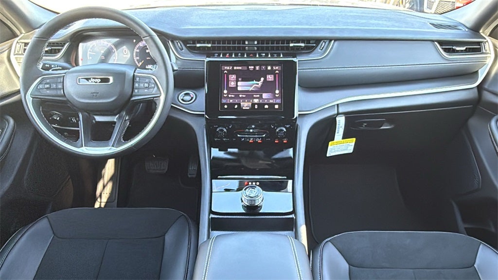 2025 Jeep Grand Cherokee GRAND CHEROKEE ALTITUDE 4X2