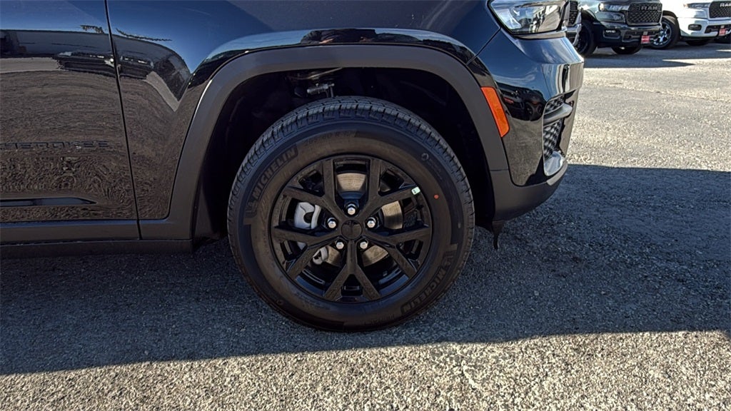 2025 Jeep Grand Cherokee GRAND CHEROKEE ALTITUDE 4X2