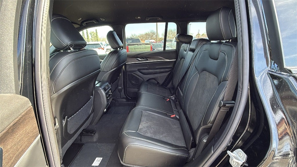 2026 Jeep Grand Cherokee GRAND CHEROKEE ALTITUDE 4X2