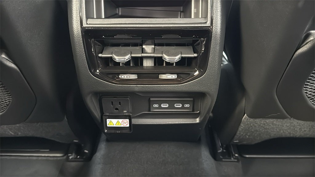 2026 Jeep Grand Cherokee GRAND CHEROKEE LAREDO ALTITUDE 4X2