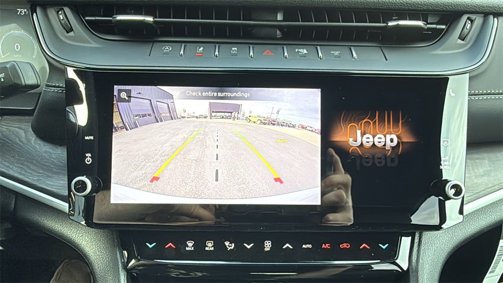 2026 Jeep Grand Cherokee GRAND CHEROKEE LAREDO ALTITUDE 4X2