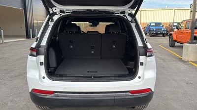 2026 Jeep Grand Cherokee GRAND CHEROKEE LAREDO ALTITUDE 4X2