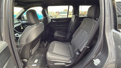 2025 Jeep Grand Cherokee GRAND CHEROKEE L LAREDO X 4X2