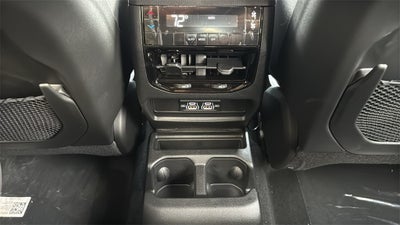 2025 Jeep Grand Cherokee GRAND CHEROKEE L LAREDO X 4X2