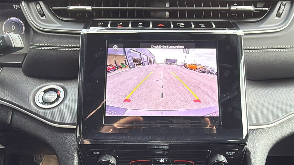 2025 Jeep Grand Cherokee GRAND CHEROKEE L LAREDO X 4X2