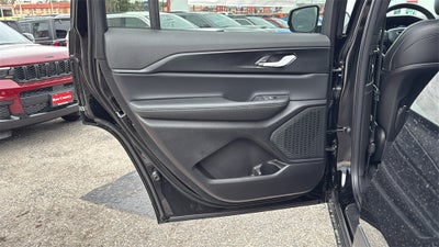 2025 Jeep Grand Cherokee GRAND CHEROKEE L ALTITUDE 4X2