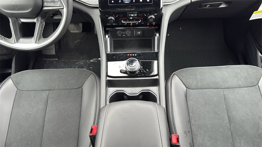 2025 Jeep Grand Cherokee GRAND CHEROKEE L ALTITUDE 4X2