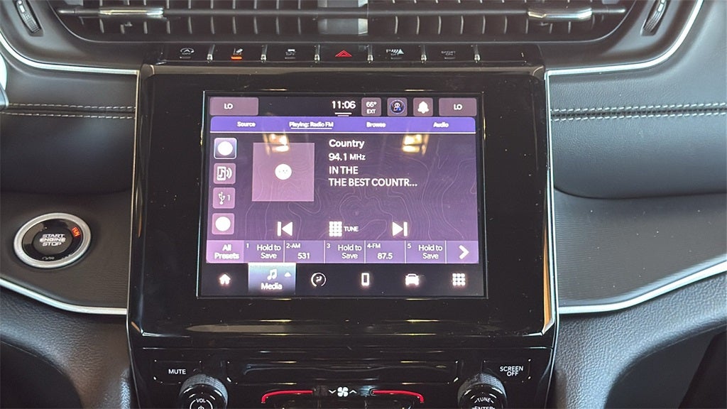 2025 Jeep Grand Cherokee GRAND CHEROKEE L LAREDO X 4X2