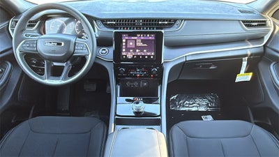 2025 Jeep Grand Cherokee GRAND CHEROKEE L LAREDO X 4X2