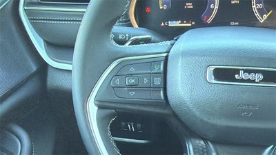 2025 Jeep Grand Cherokee GRAND CHEROKEE L LAREDO X 4X2