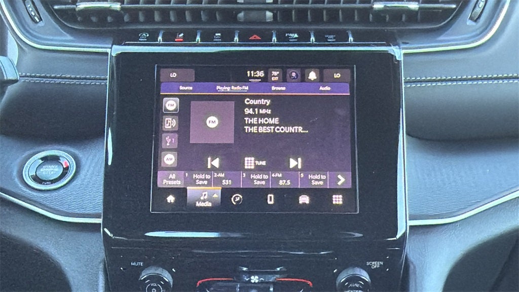 2025 Jeep Grand Cherokee GRAND CHEROKEE L LAREDO X 4X2