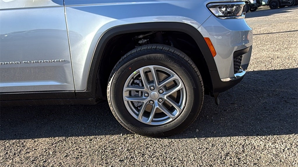 2025 Jeep Grand Cherokee GRAND CHEROKEE L LAREDO X 4X2