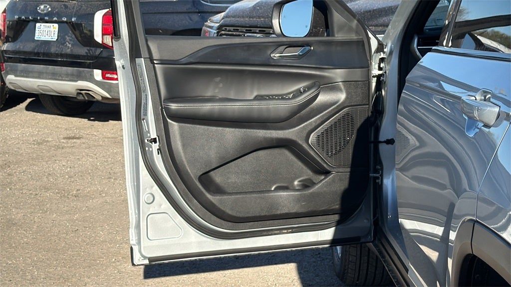 2025 Jeep Grand Cherokee GRAND CHEROKEE L LAREDO X 4X2