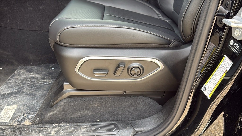 2026 Jeep Grand Wagoneer GRAND WAGONEER LIMITED ALTITUDE 4X4