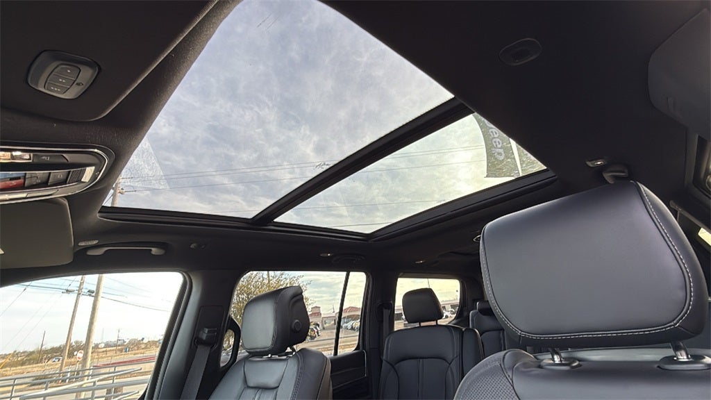 2026 Jeep Grand Wagoneer GRAND WAGONEER LIMITED ALTITUDE 4X4