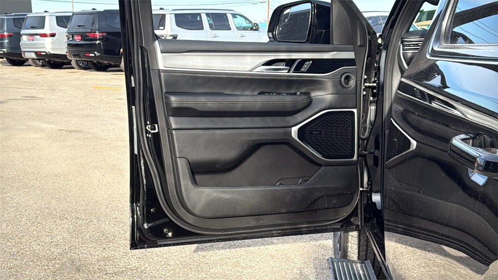 2026 Jeep Grand Wagoneer GRAND WAGONEER LIMITED ALTITUDE 4X4