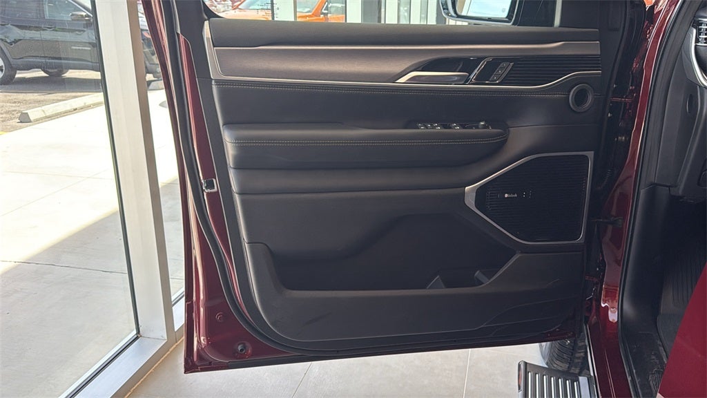 2026 Jeep Grand Wagoneer GRAND WAGONEER LIMITED ALTITUDE 4X4