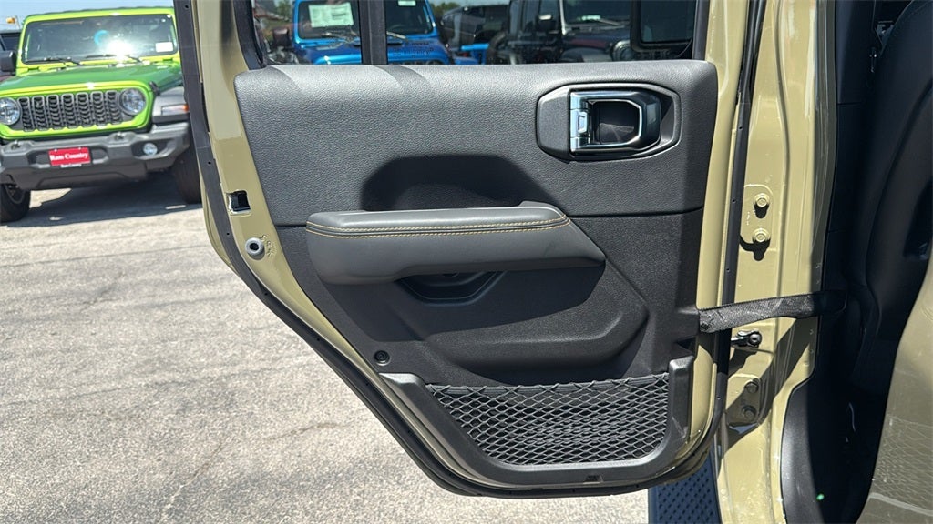 2025 Jeep Gladiator GLADIATOR HIGH TIDE 4X4