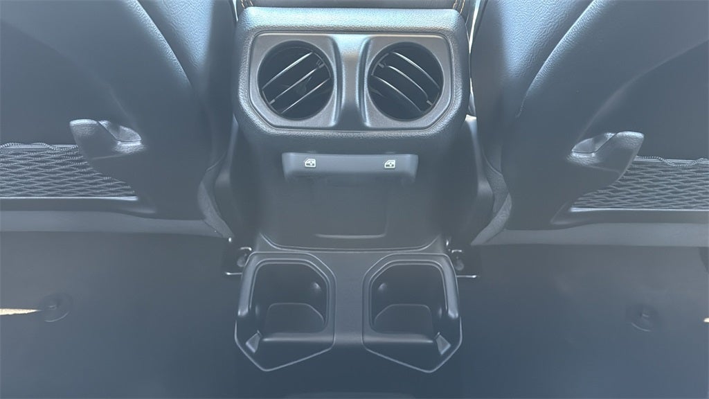 2025 Jeep Gladiator GLADIATOR HIGH TIDE 4X4