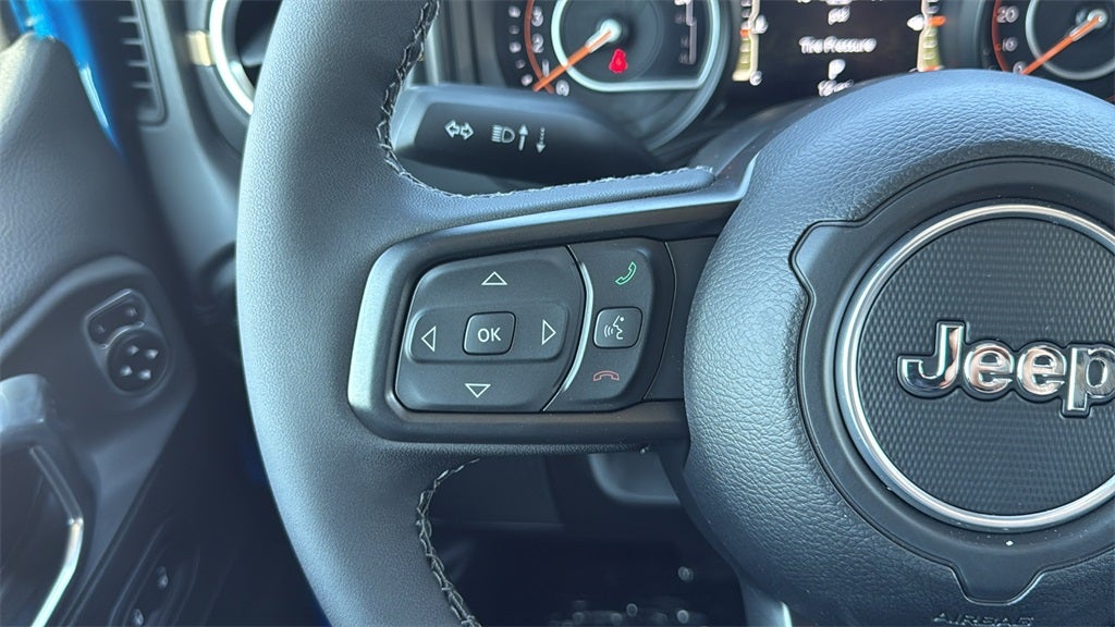 2025 Jeep Gladiator GLADIATOR HIGH TIDE 4X4