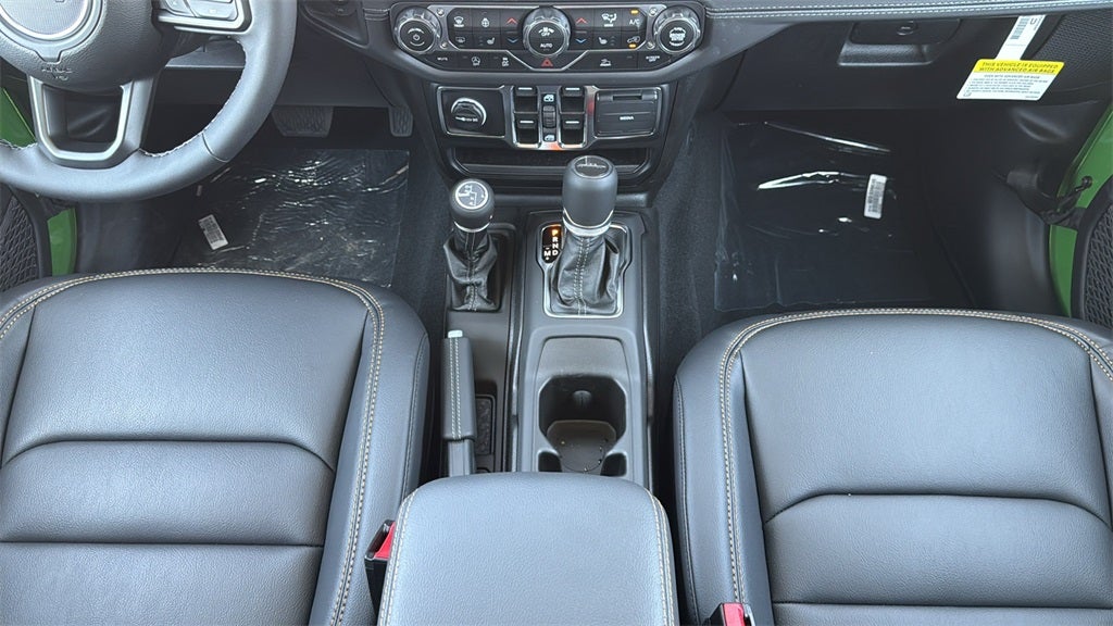 2025 Jeep Gladiator GLADIATOR HIGH TIDE 4X4