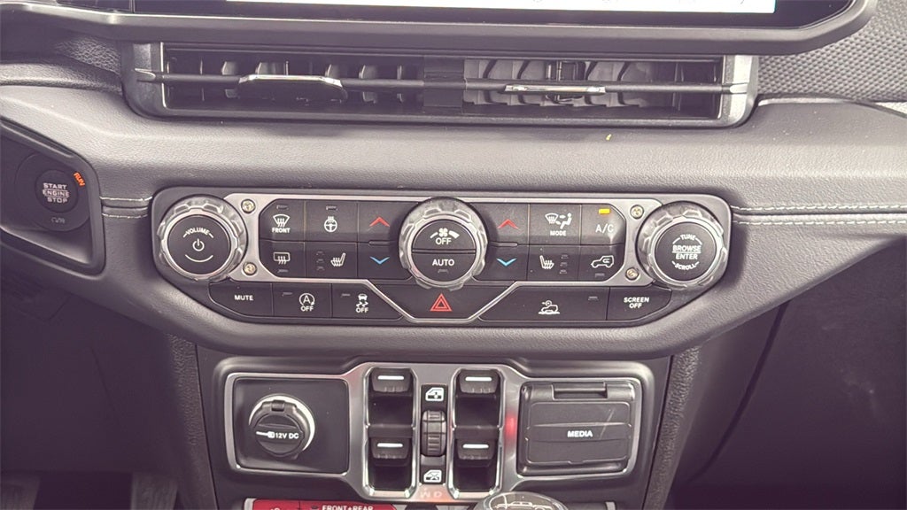 2025 Jeep Gladiator GLADIATOR RUBICON 4X4