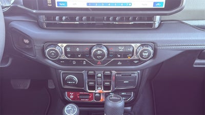 2025 Jeep Gladiator GLADIATOR MOJAVE 4X4