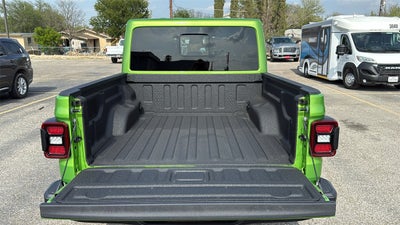 2025 Jeep Gladiator GLADIATOR MOJAVE 4X4