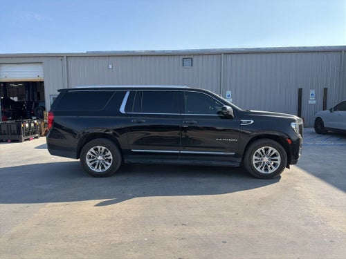 2023 GMC Yukon XL 4WD SLT