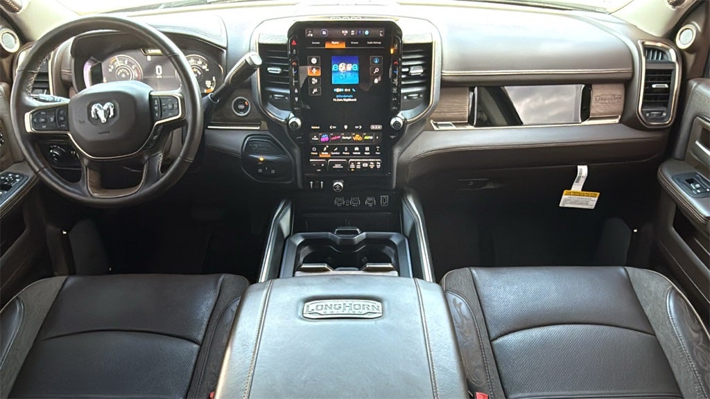 2025 RAM 3500 Limited Longhorn Crew Cab 4x4 8' Box