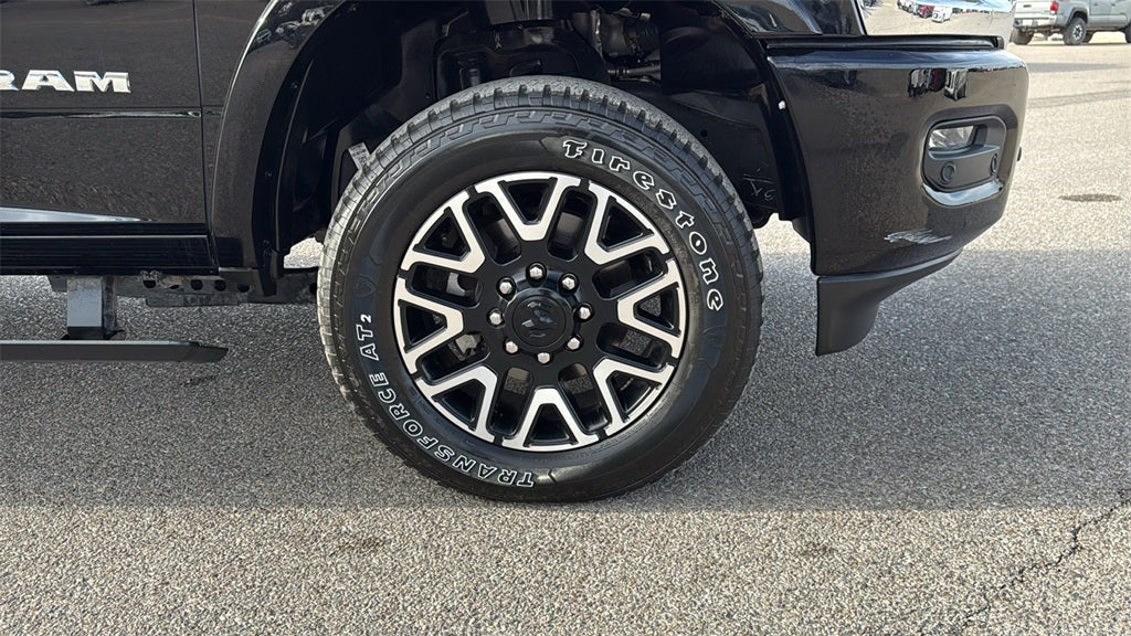 2025 RAM 3500 Limited Longhorn Crew Cab 4x4 8' Box