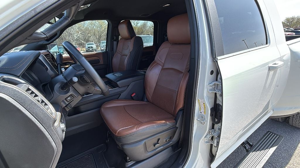 2024 RAM 3500 Limited Longhorn Mega Cab 4x4 6'4' Box