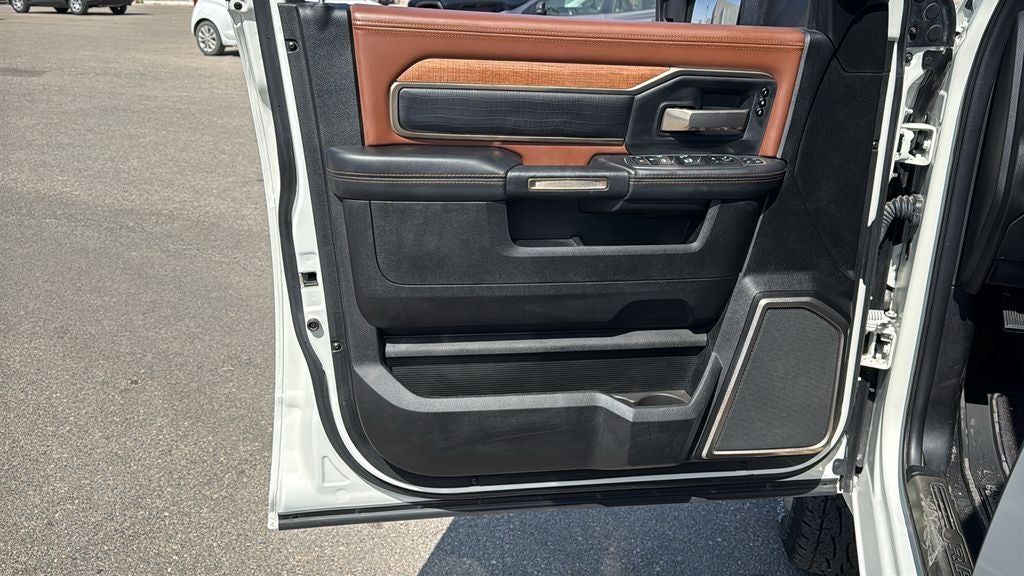 2024 RAM 3500 Limited Longhorn Mega Cab 4x4 6'4' Box