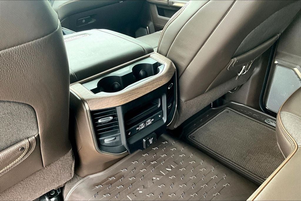 2025 RAM 3500 Limited Longhorn Crew Cab 4x4 8' Box