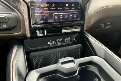 2025 RAM 3500 Limited Longhorn Crew Cab 4x4 8' Box