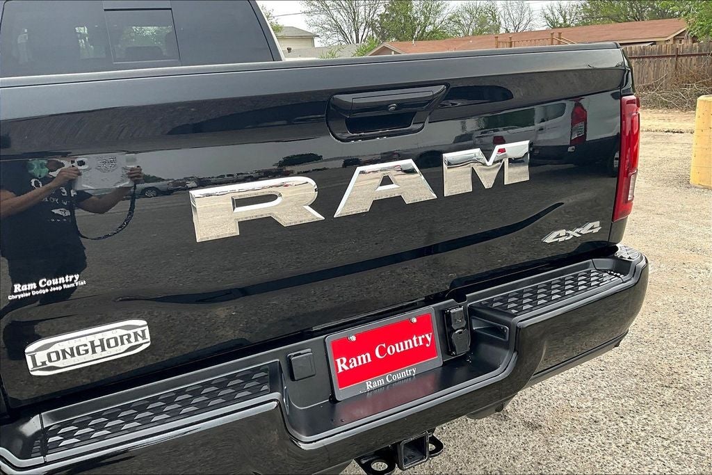 2025 RAM 3500 Limited Longhorn Crew Cab 4x4 8' Box