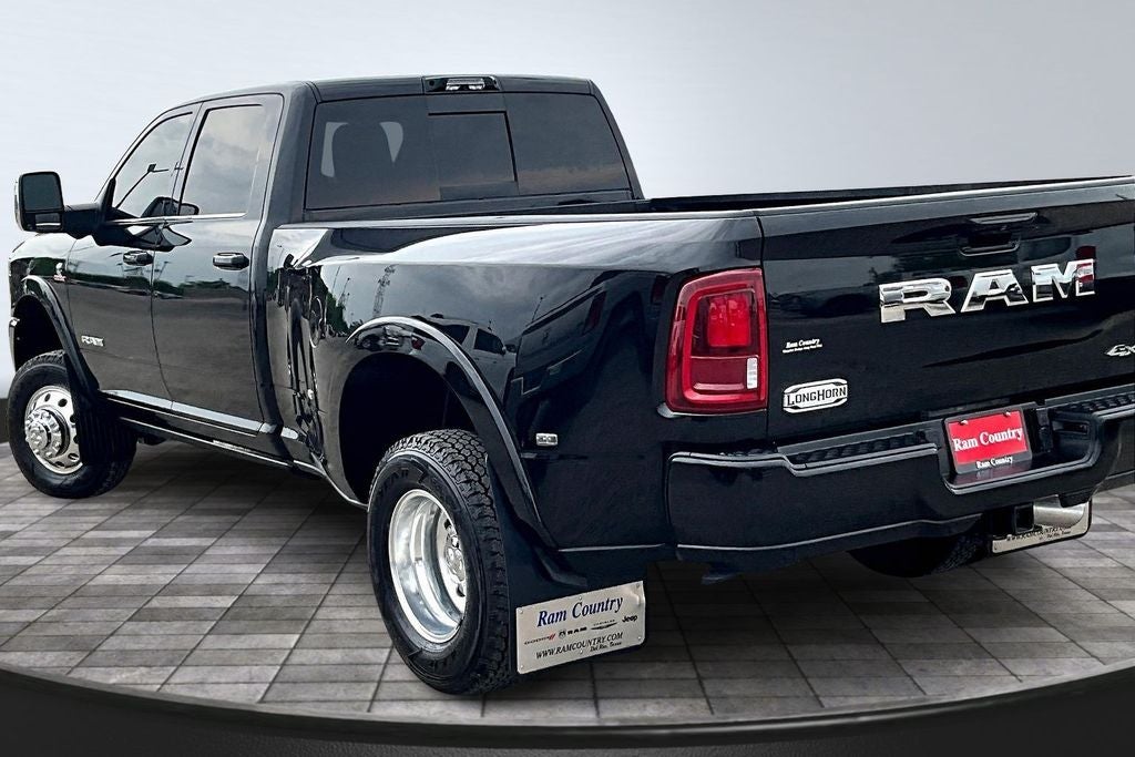 2025 RAM 3500 Limited Longhorn Crew Cab 4x4 8' Box